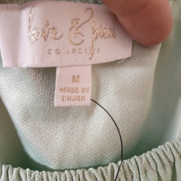 Francesca's Collections Love & Piece Light Green Ruched Blouse - Picture 2 of 6